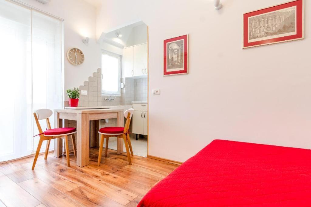 Apartments Yoe Split Exterior foto