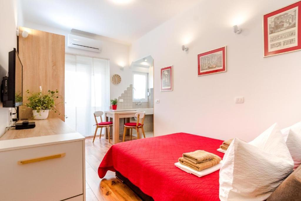 Apartments Yoe Split Exterior foto