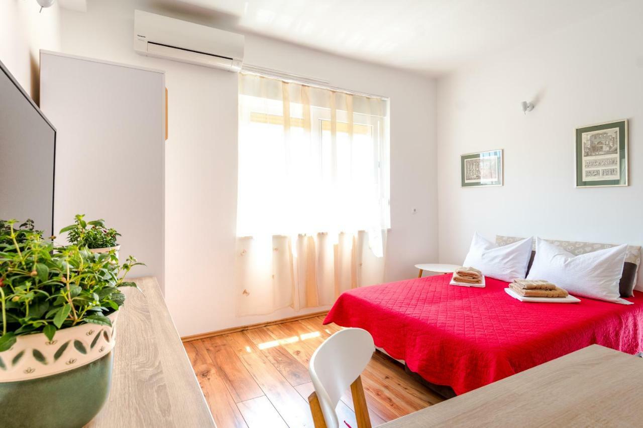 Apartments Yoe Split Exterior foto