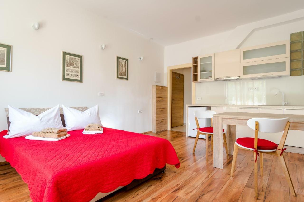 Apartments Yoe Split Exterior foto
